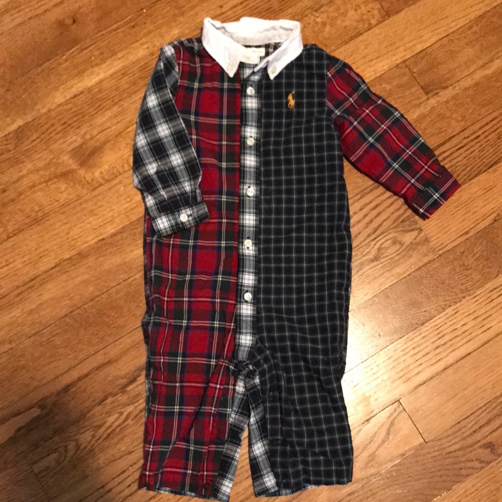 3 holiday boy outfits - Picture 4 of 8